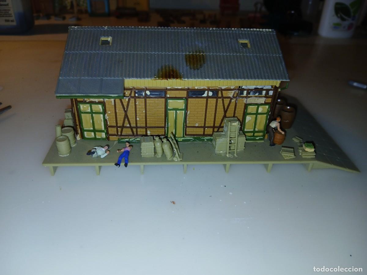 Trenes escala: Faller Edificios Escala H0 155 Almac&eacute;n con Muelle - Foto 1
