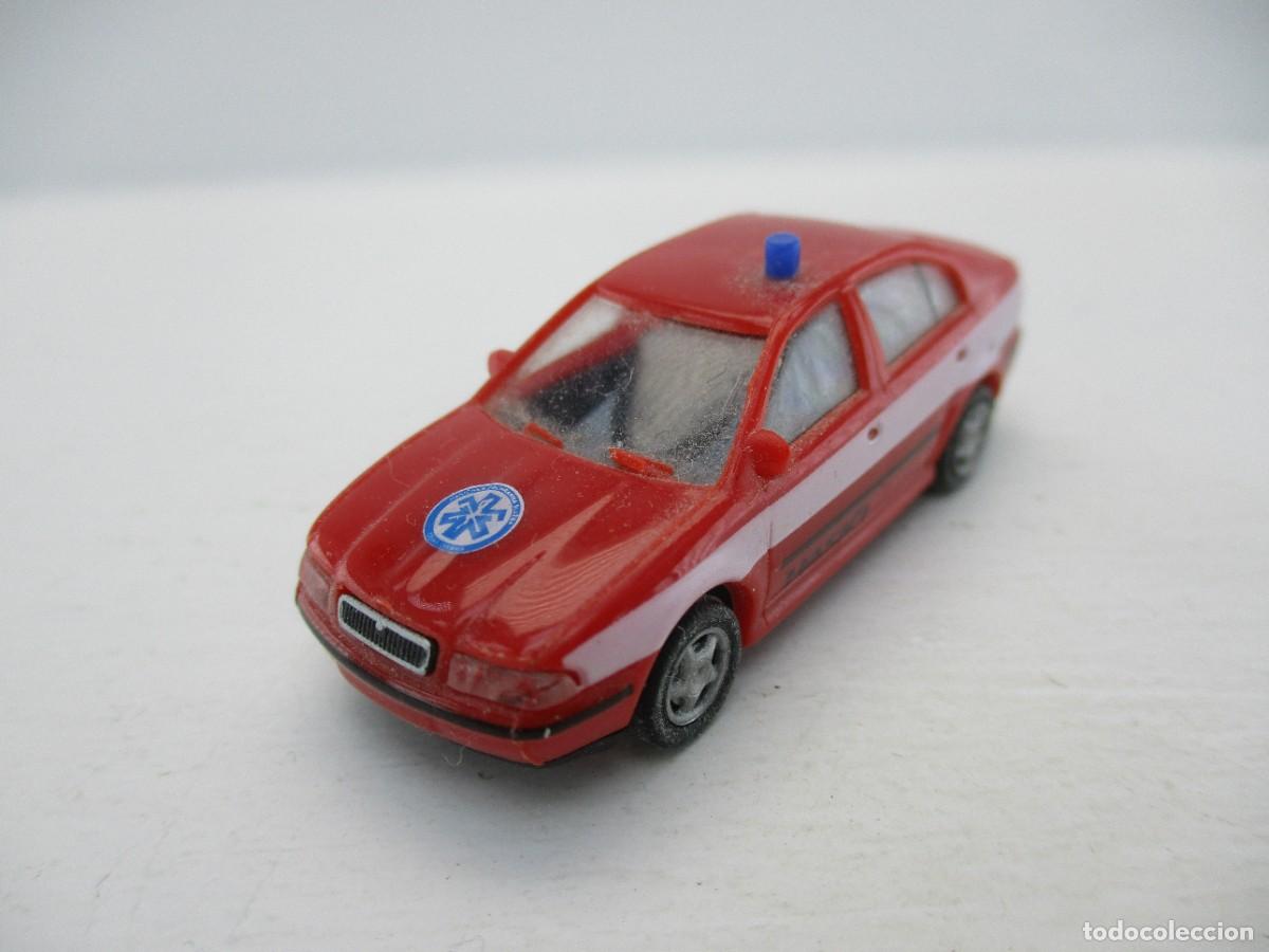 Modelleisenbahnen: COCHE ESCALA 1:87 REF FL