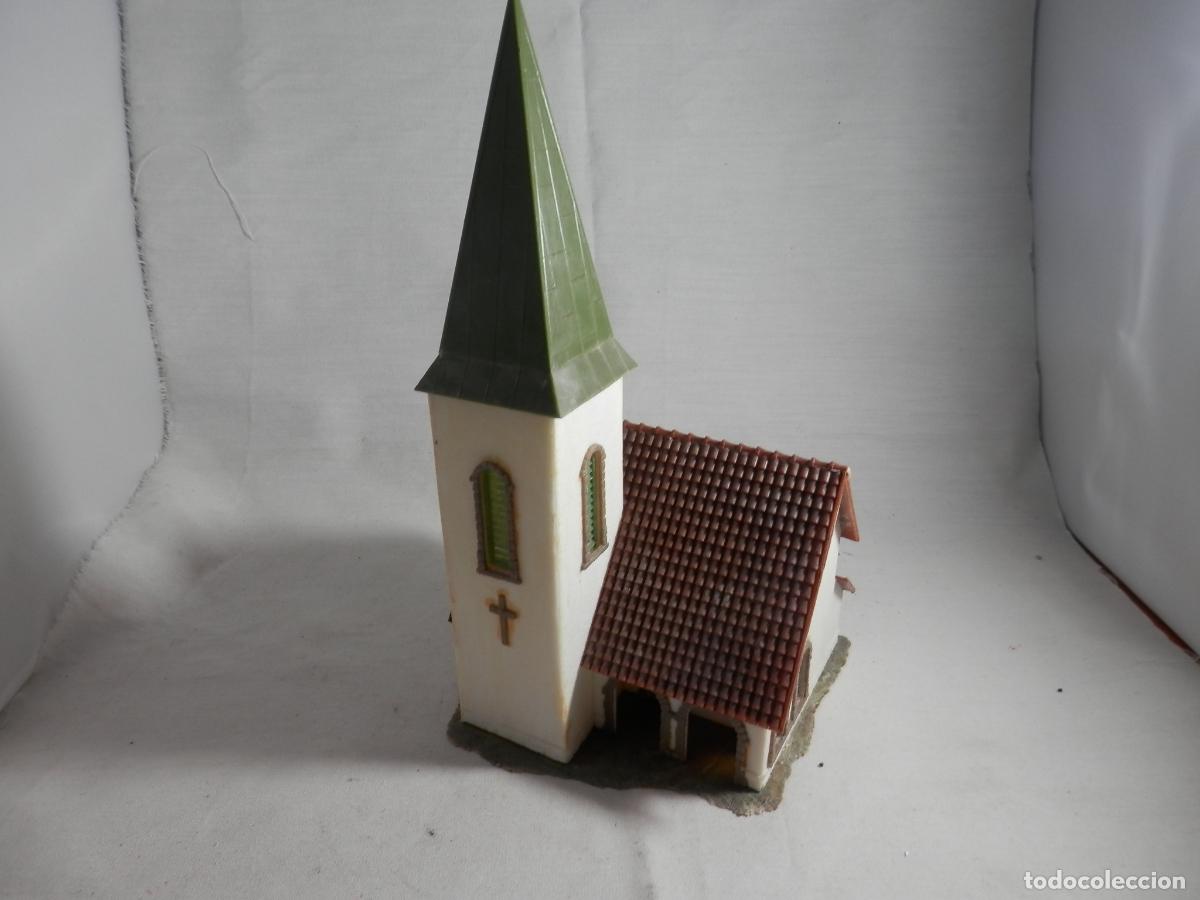 Trenes Escala: IGLESIA ESCALA HO DE FALLER