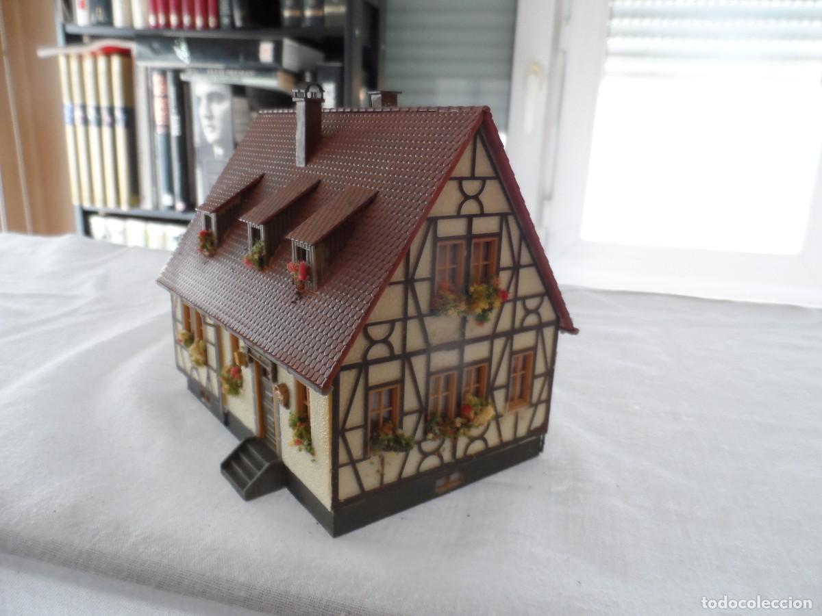 Trenes Escala: CASA DECORADA ESCALA HO