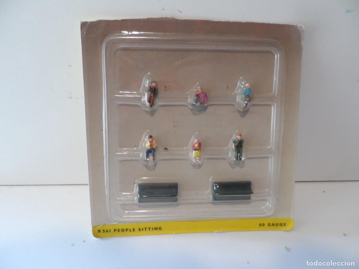 Trenes Escala: PERSONAJES SENTADOS MARCA HORNBY ESCALA 00
