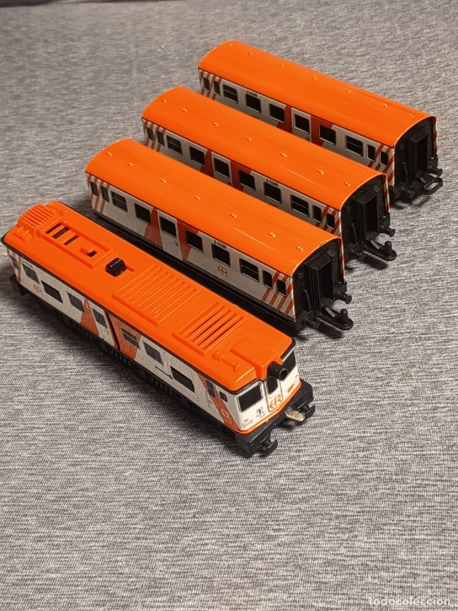 Trenes Escala: TREN PEQUETREN LOCOMOTORA RENFE + 3 VAGONES MADE IN SPAIN