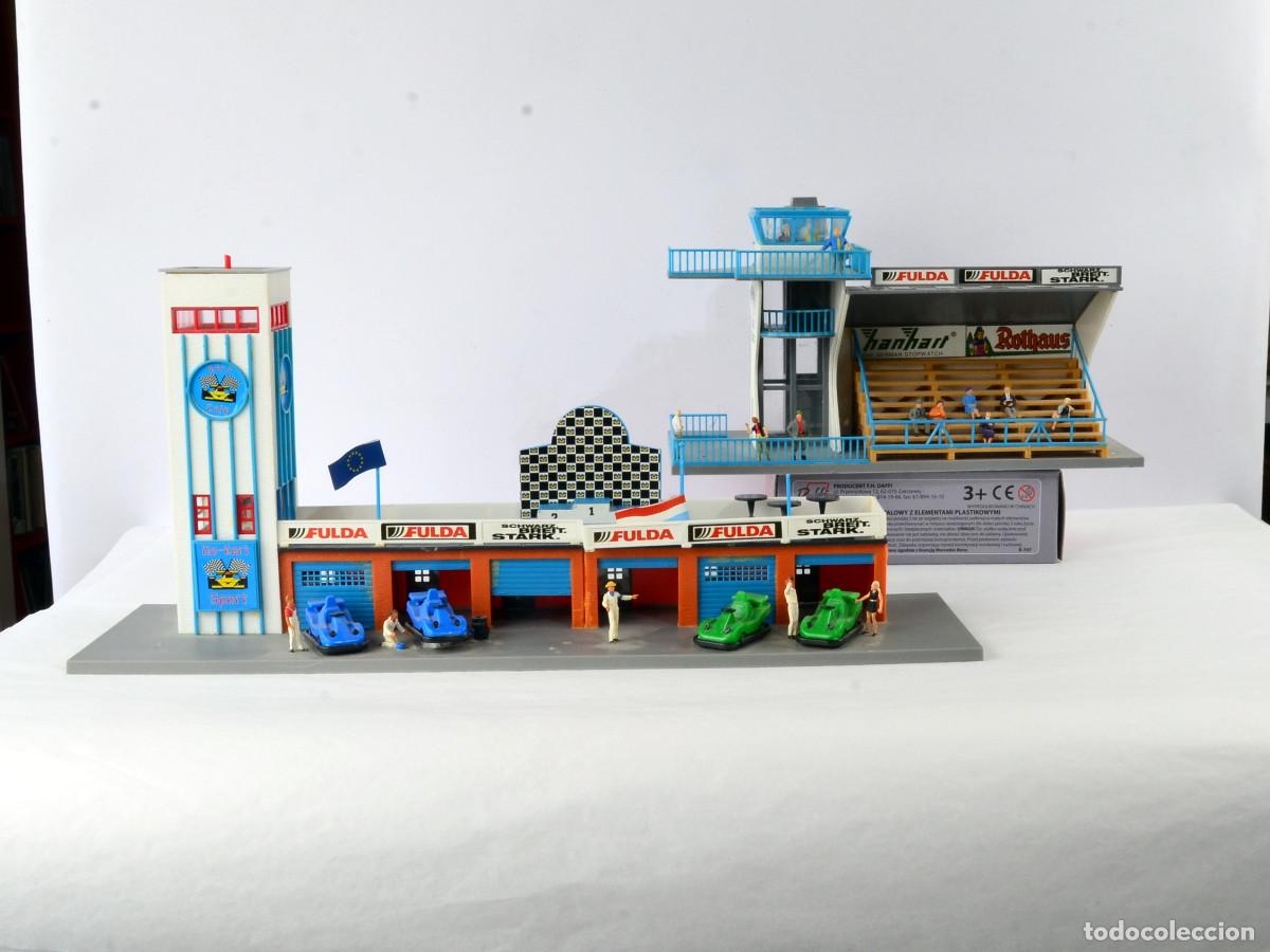 Trenes Escala: Faller Edificios Escala H0 Circuito de Karting