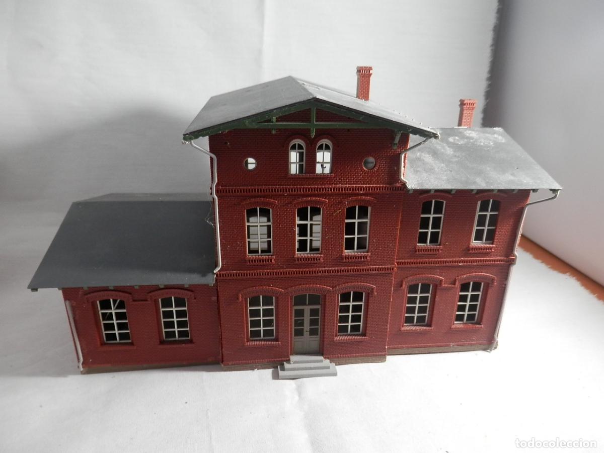 Trenes Escala: EDIFICIO ESCALA HO DE KIBRI