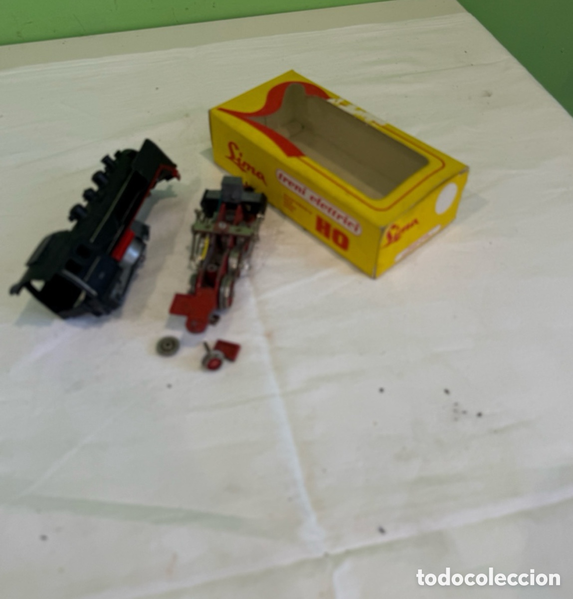 Trains &Eacute;chelle: Locomotor met&aacute;lica para recambios o piezas.