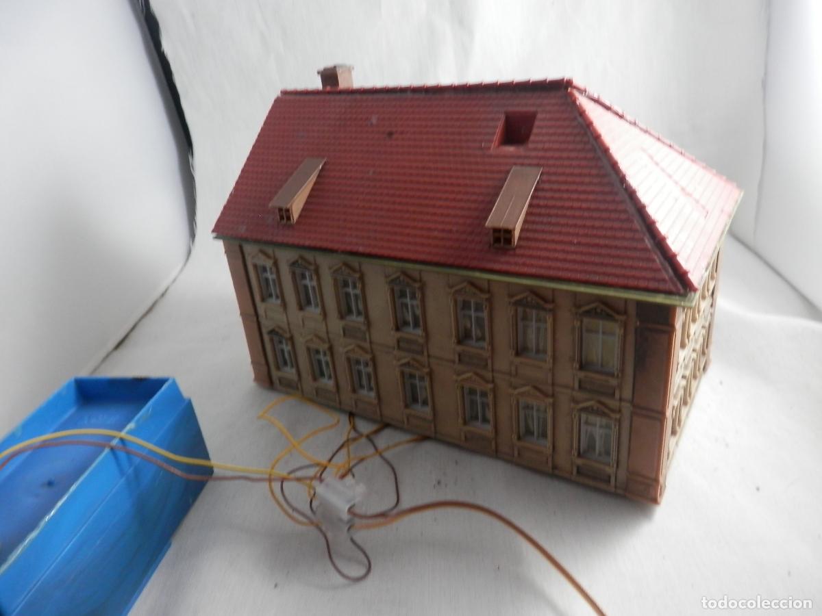 Trenes Escala: EDIFICIO ESCALA HO DE FALLER