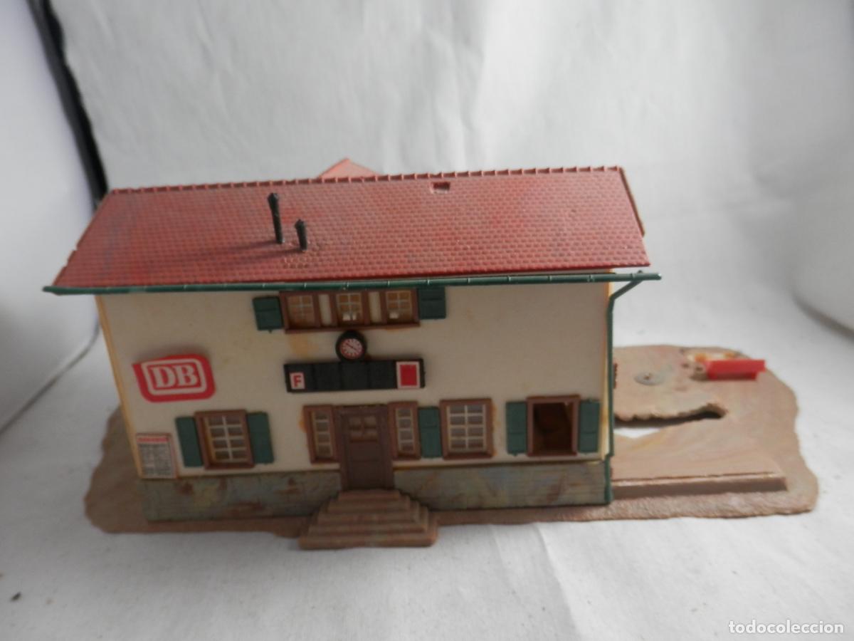 Trenes Escala: EDIFICIO ESCALA HO DE FALLER