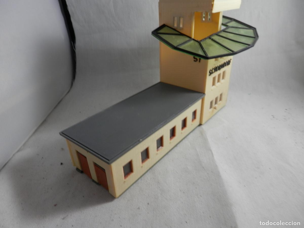 Trenes Escala: EDIFICIO ESCALA HO DE FALLER