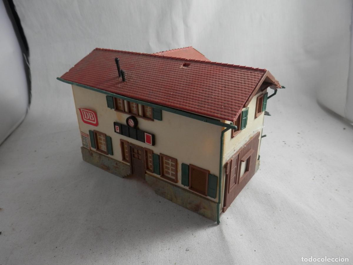 Trenes Escala: EDIFICIO ESCALA HO DE FALLER