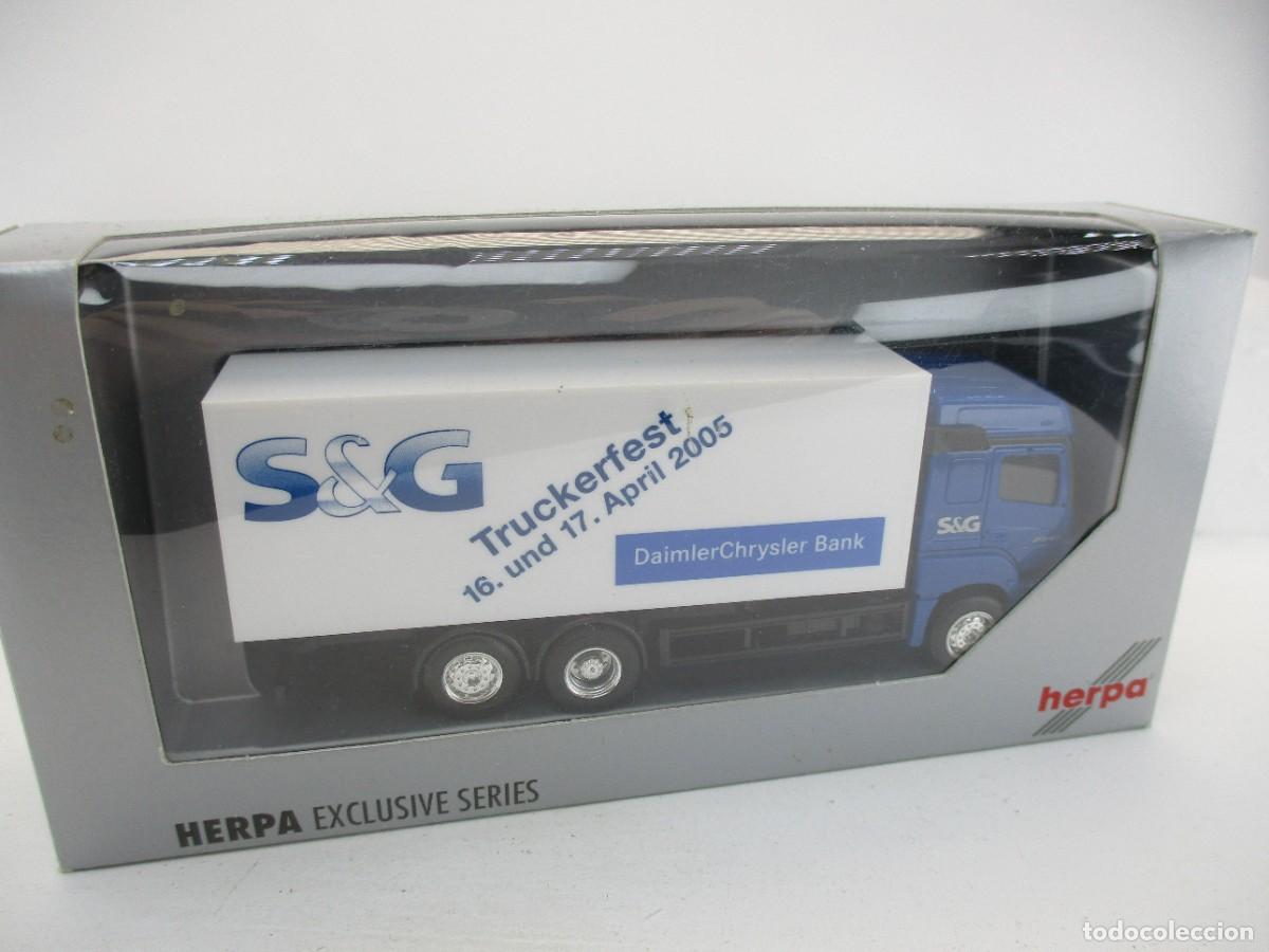 Trenes Escala: CAMION HERPA 1:87 REF LIBR