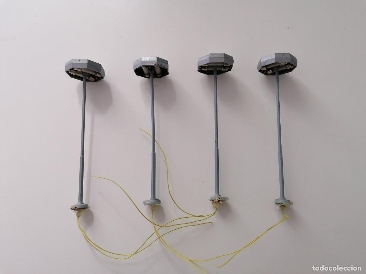 Trains &Eacute;chelle: Accesorios H0 Lote de 4 Farolas El&eacute;ctricas para Maqueta de Tren Buen Estado