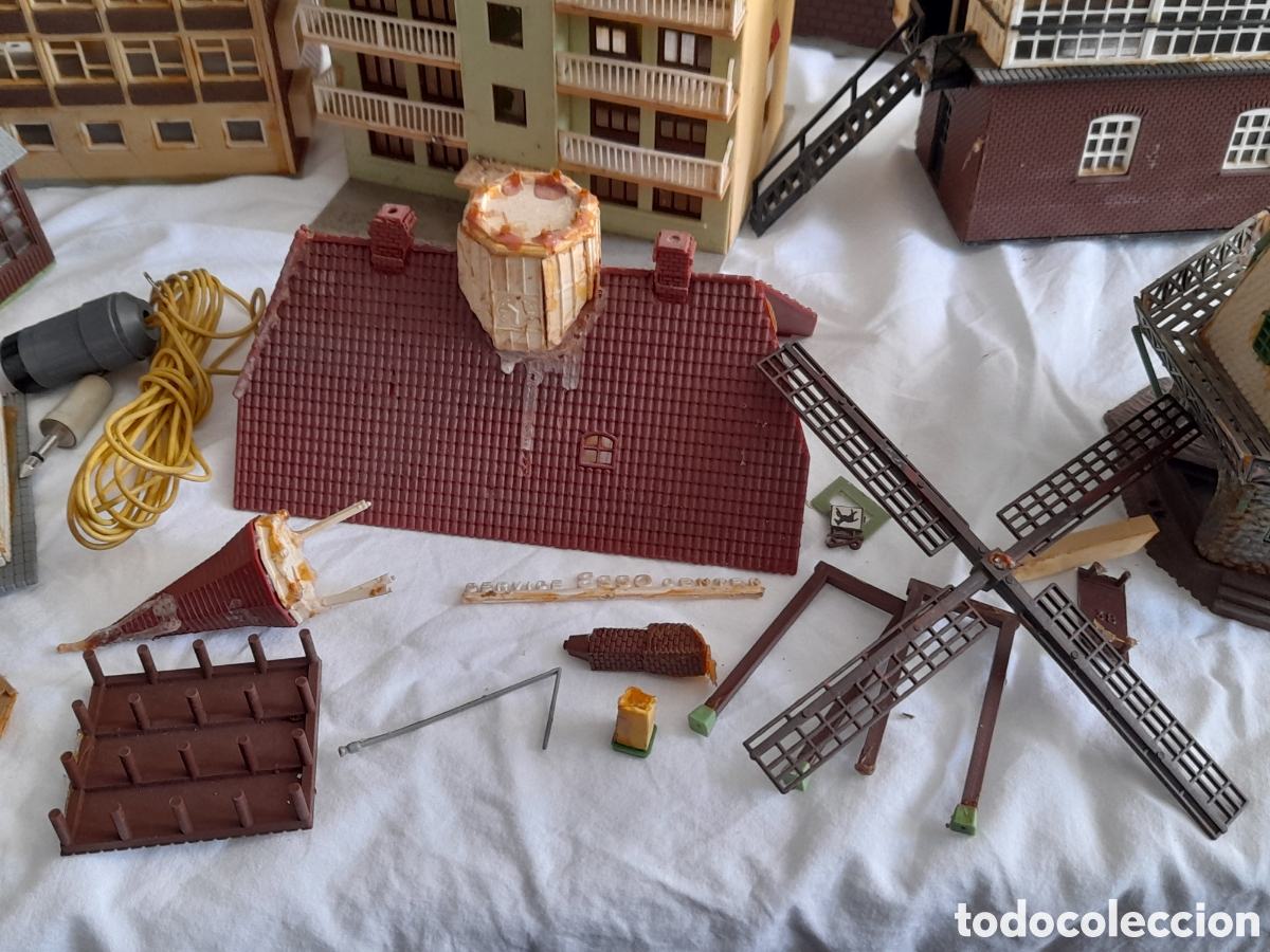 Trenes escala: SUPER LOTE DE CASAS, EDIFICIOS, PARA MAQUETAS DE TREN. VARIAS MARCAS - Foto 4