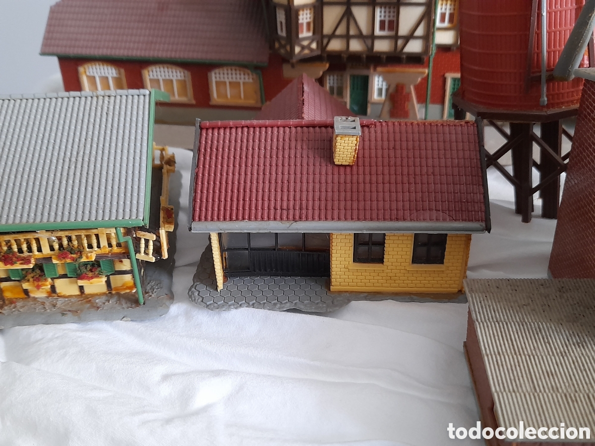 Trenes escala: SUPER LOTE DE CASAS, EDIFICIOS, PARA MAQUETAS DE TREN. VARIAS MARCAS - Foto 17