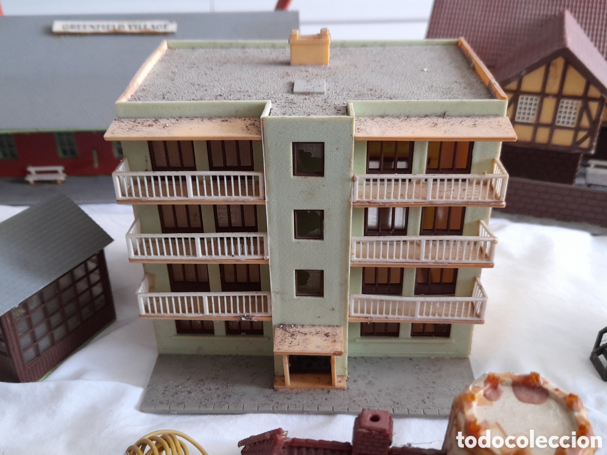 Trenes escala: SUPER LOTE DE CASAS, EDIFICIOS, PARA MAQUETAS DE TREN. VARIAS MARCAS - Foto 21