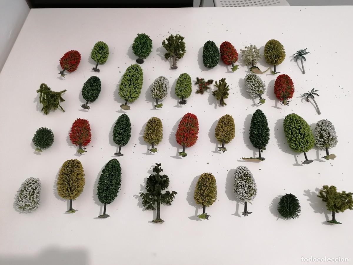 Modelleisenbahnen: Accesorios H0 Lote de 36 &Aacute;rboles para Maqueta de Tren Buen Estado