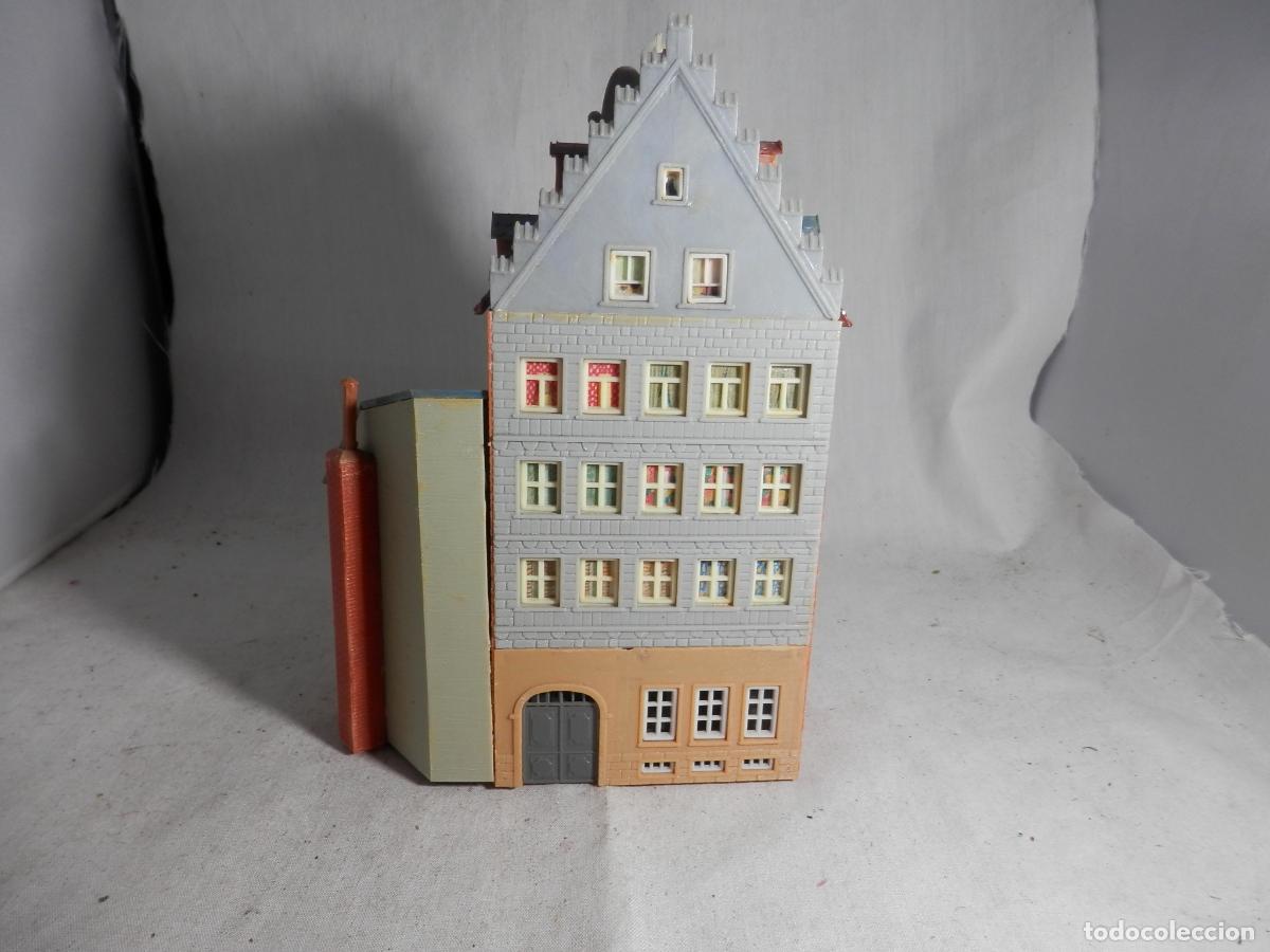 Trenes Escala: EDIFICIO ESCALA HO DE KIBRI