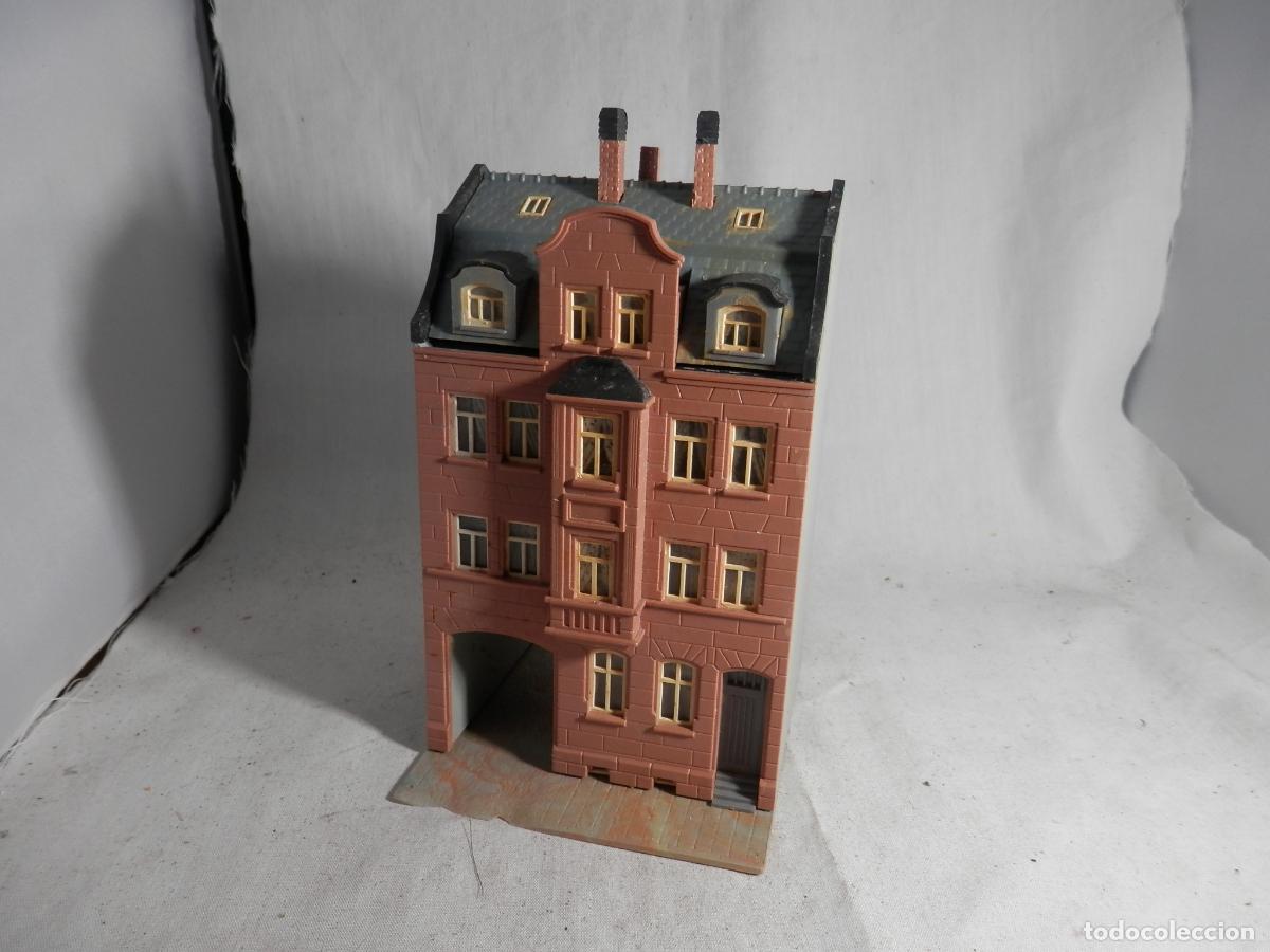 Trenes Escala: EDIFICIO ESCALA HO DE KIBRI