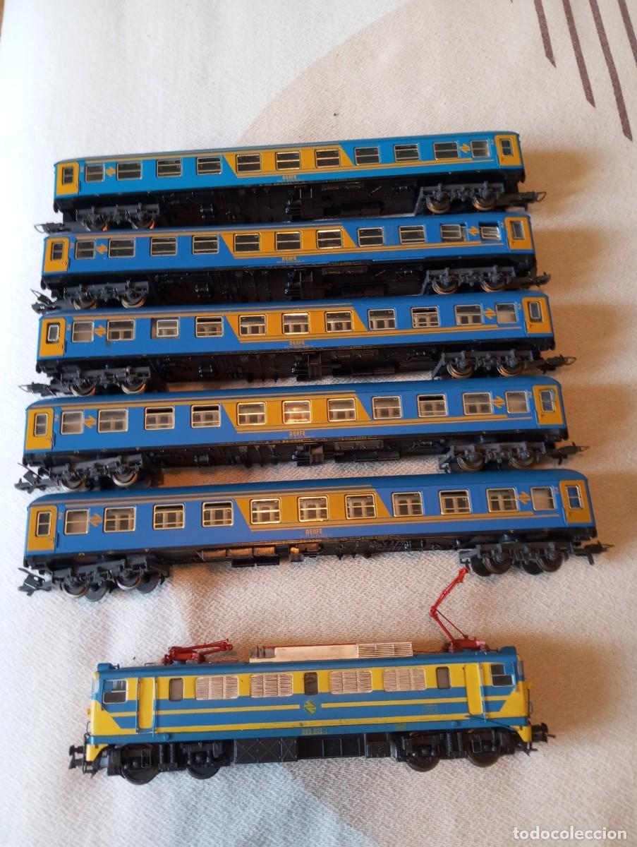 Trenes Escala: tren de larga distancia de la E.HO.1.87 analogico Md.MIL RAYAS SEMI NUEVO