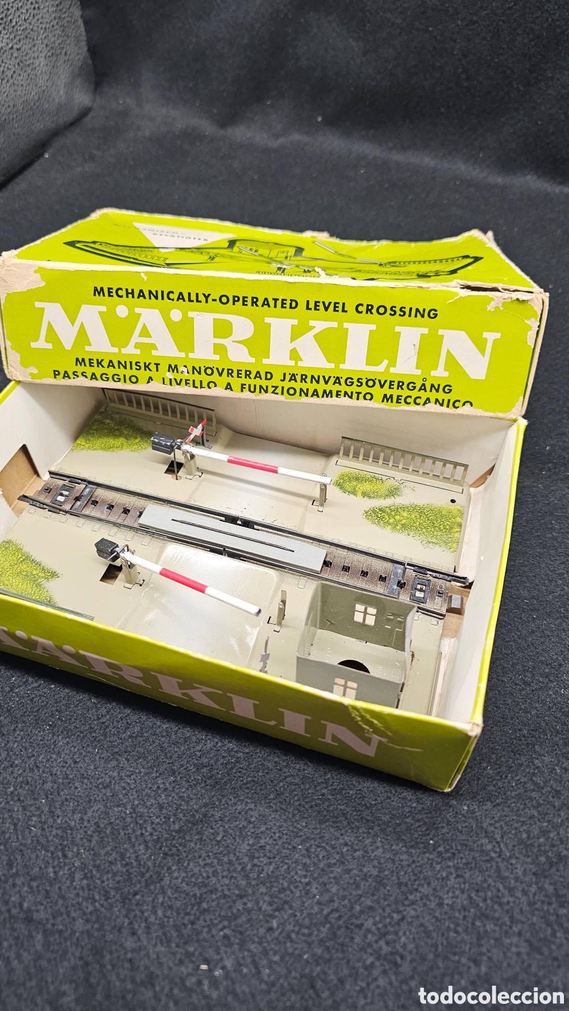 Trenes Escala: Paso a nivel de Marklin