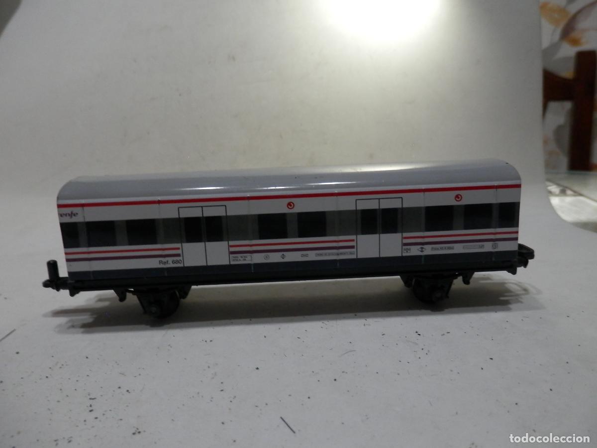 Trenes escala: VAGON ESCALA HO PARA TREN A PILAS METALICO
