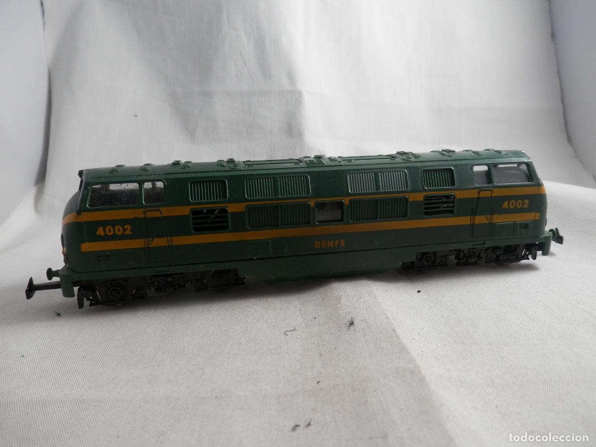 Trenes escala: LOCOMOTORA RENFE ESCALA HO DE JOUEF