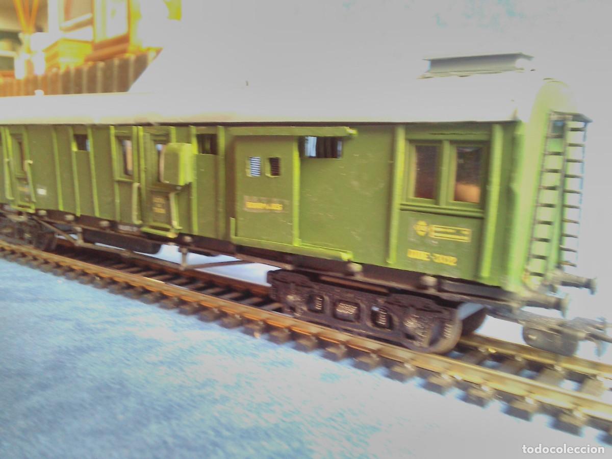 Trenes escala: FURG&Oacute;N DDE 300 RENFE EX MZA H0