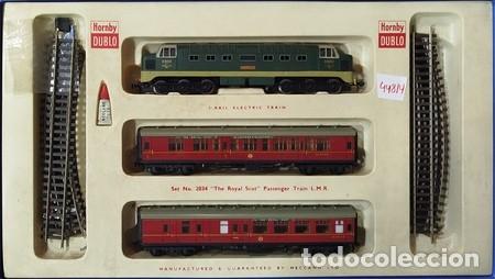 Trenes escala: HORNEY DUBLO. Caja original (Modelo 2034-The Royal Scot) con Locomotora el&eacute;ctrica, dos vagones