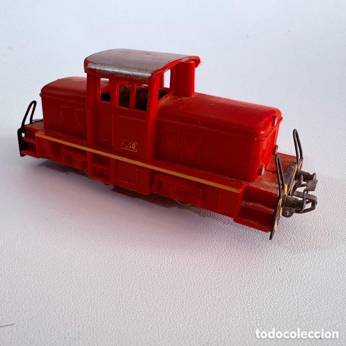 Trenes escala: locomotora jyesa 1050 roja escala h0