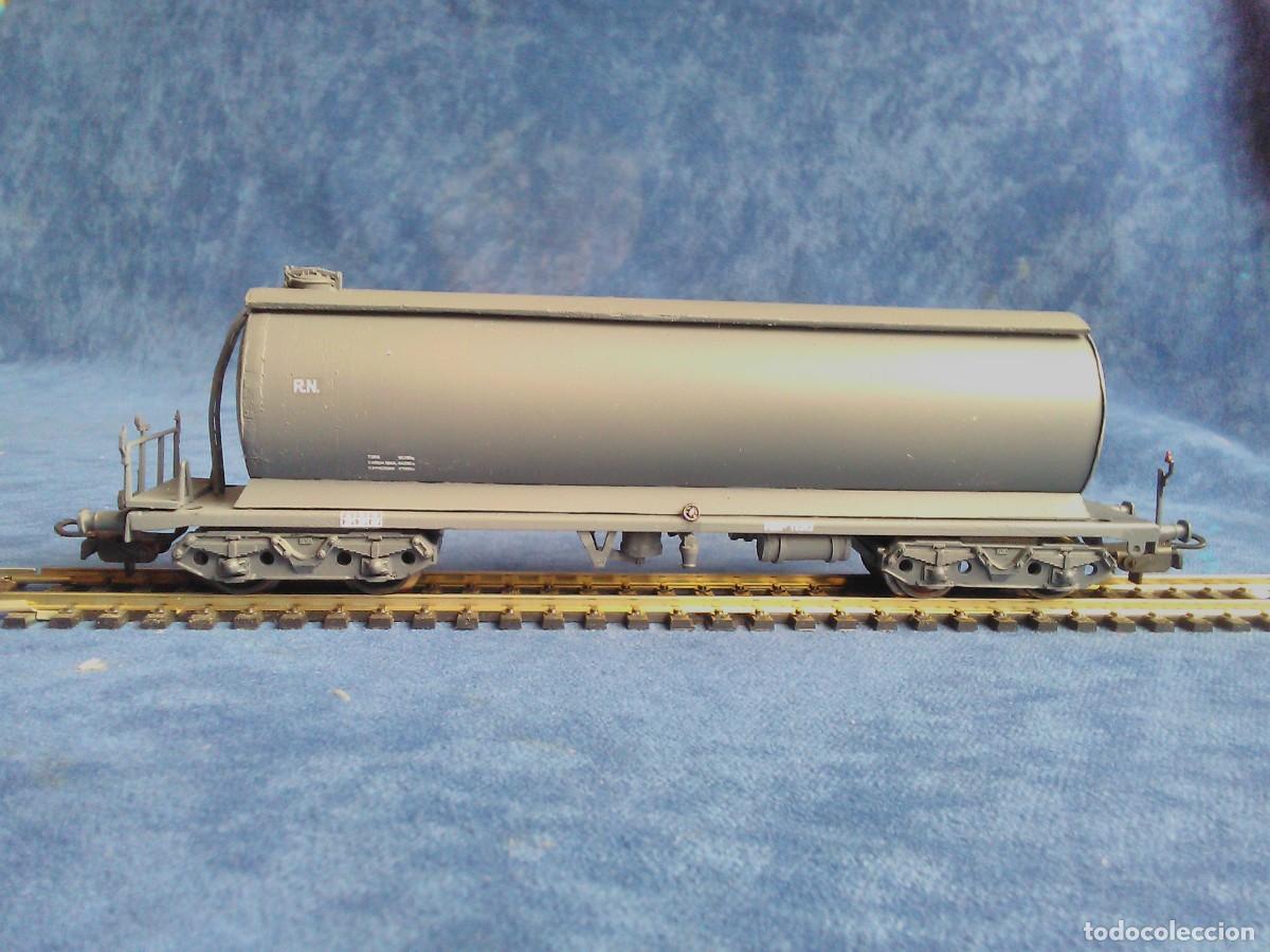 Trenes escala: VAG&Oacute;N CISTERNA RR RENFE