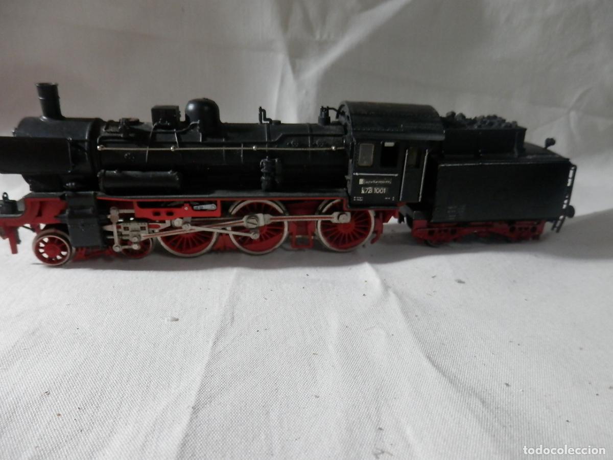 Trenes escala: LOCOMOTORA VAPOR DE LA DB ESCALA HO DE LILIPUT
