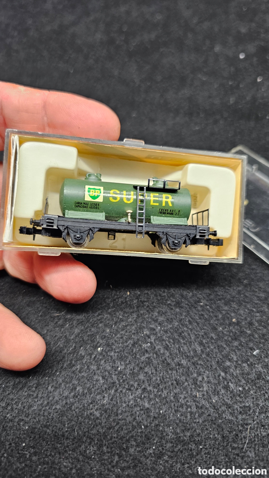 Trenes escala: Vagon cisterna de Ibertren