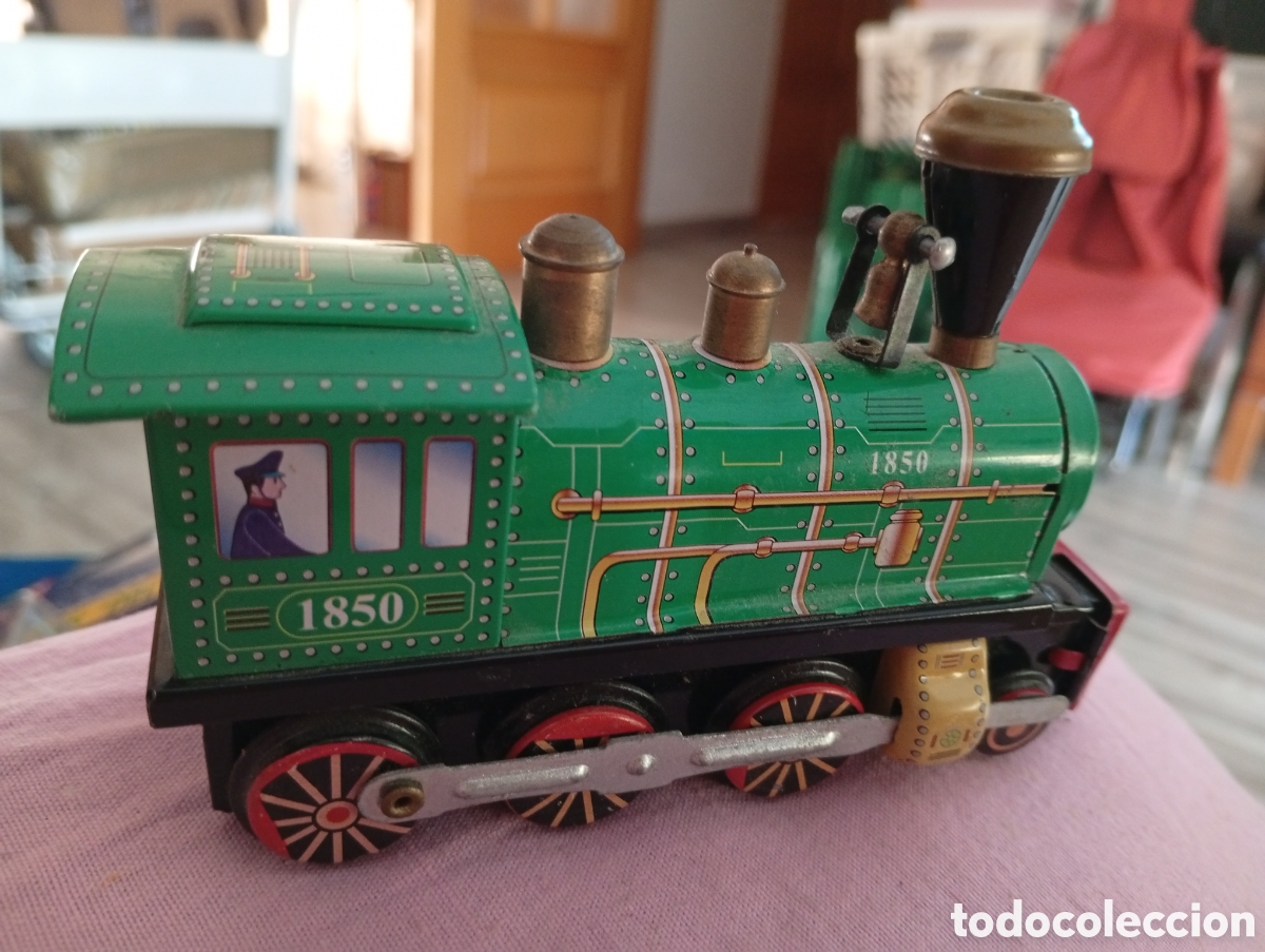 Trenes escala: Locomotora tren con cuerda buen estado