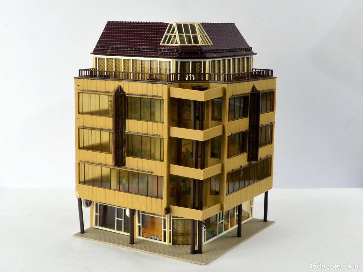 Trenes escala: Vollmer Edificios H0 Edificio Urbano de Esquina con Apartamentos y Tiendas
