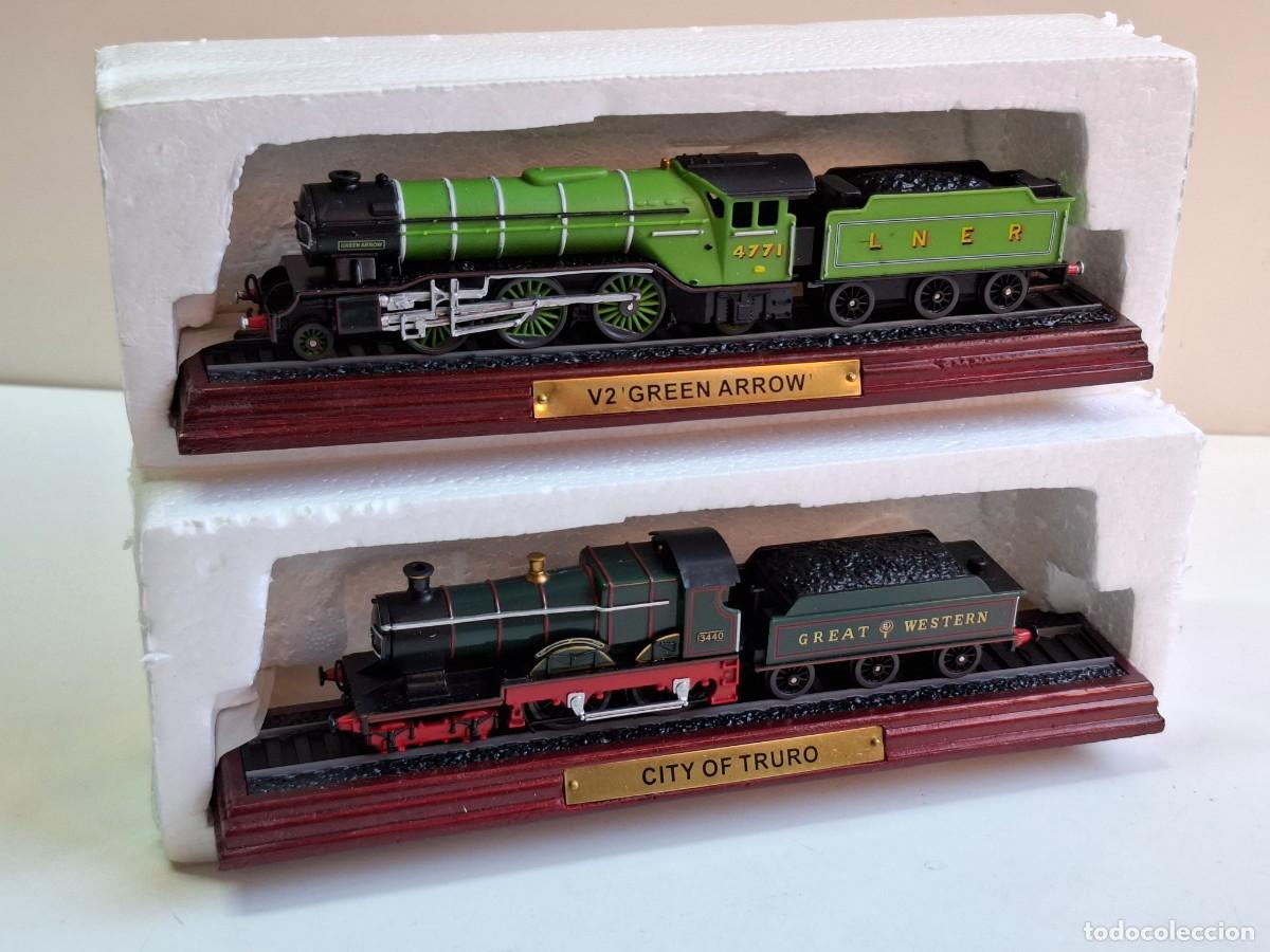 Trenes escala: DOS MAQUETAS DE TRENES DE 23.CM LARGO