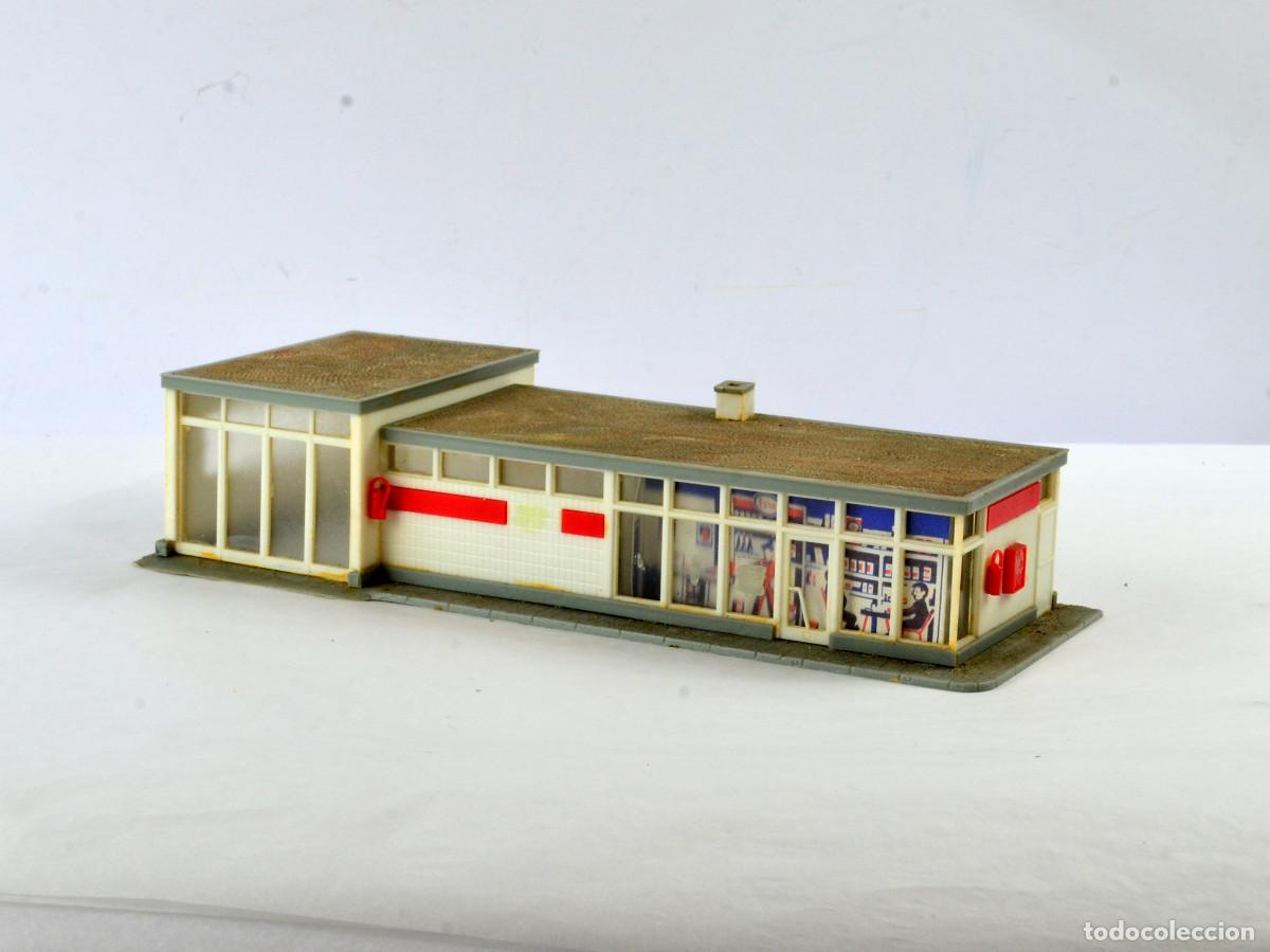 Trenes escala: Kibri Edificios H0 Gasolinera con Taller