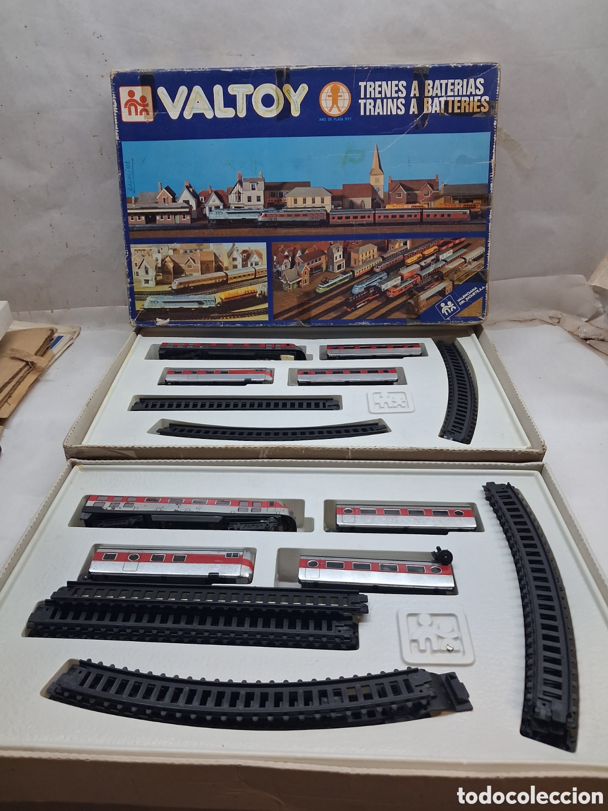 Trenes escala: 2 trenes Valtoy a pilas