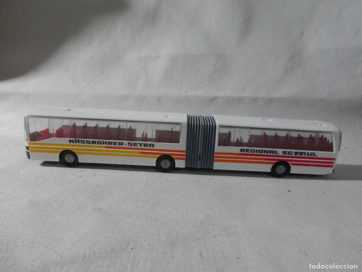 Trenes escala: AUTOBUS ESCALA HO DE WIKING