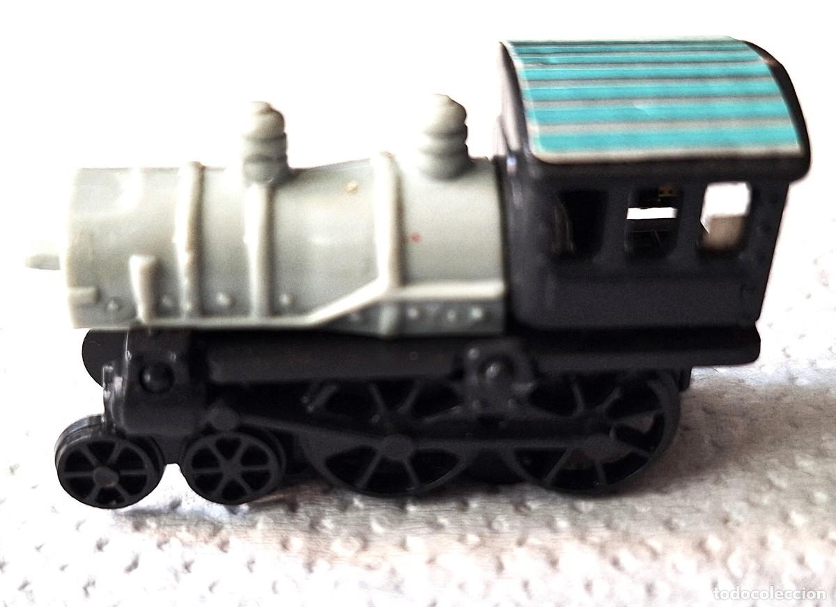 Trenes escala: TREN ESCALA MINI - MAQUINA TREN PLASTICO - A&Ntilde;OS 80 - BUEN ESTADO