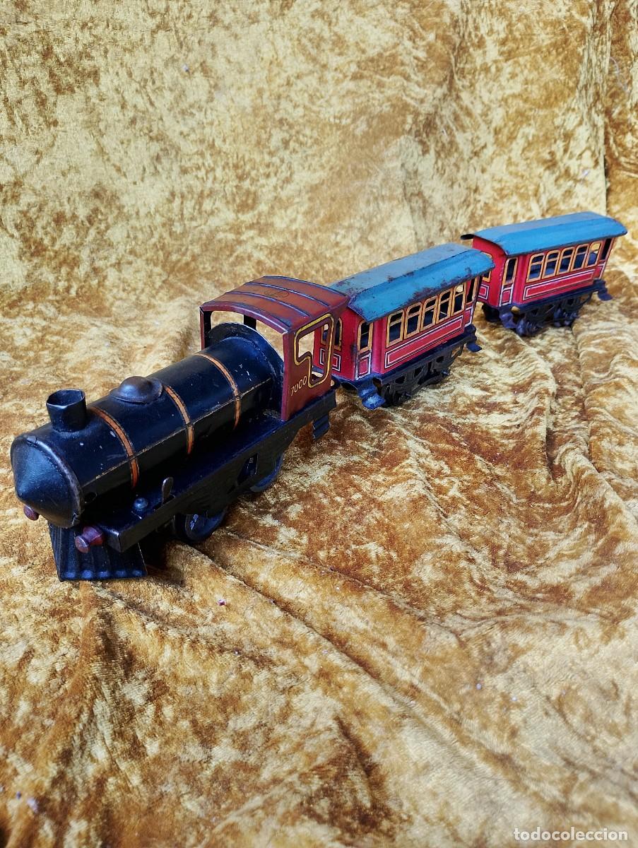 Trenes escala: Espectacular tren alem&aacute;n a cuerda F.Ad.Richter & Co con dos vagones, de principios del s.XX por s&oacute;lo