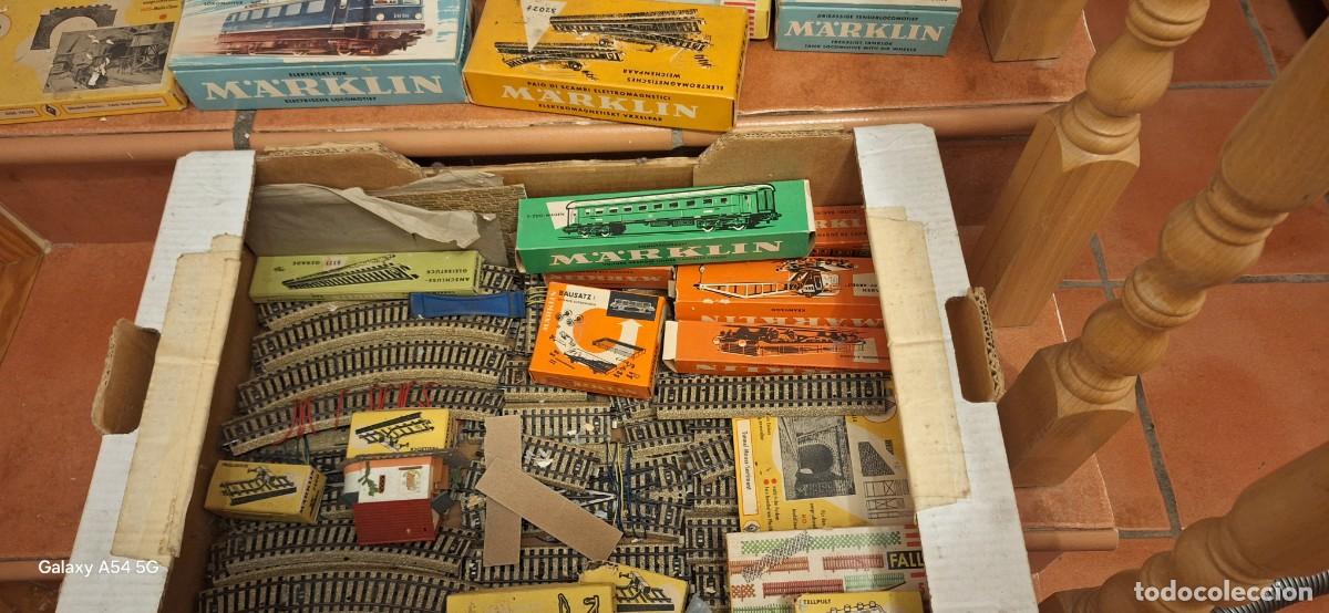 Trenes escala: Maquinas de tren,vagones y v&iacute;as antiguos