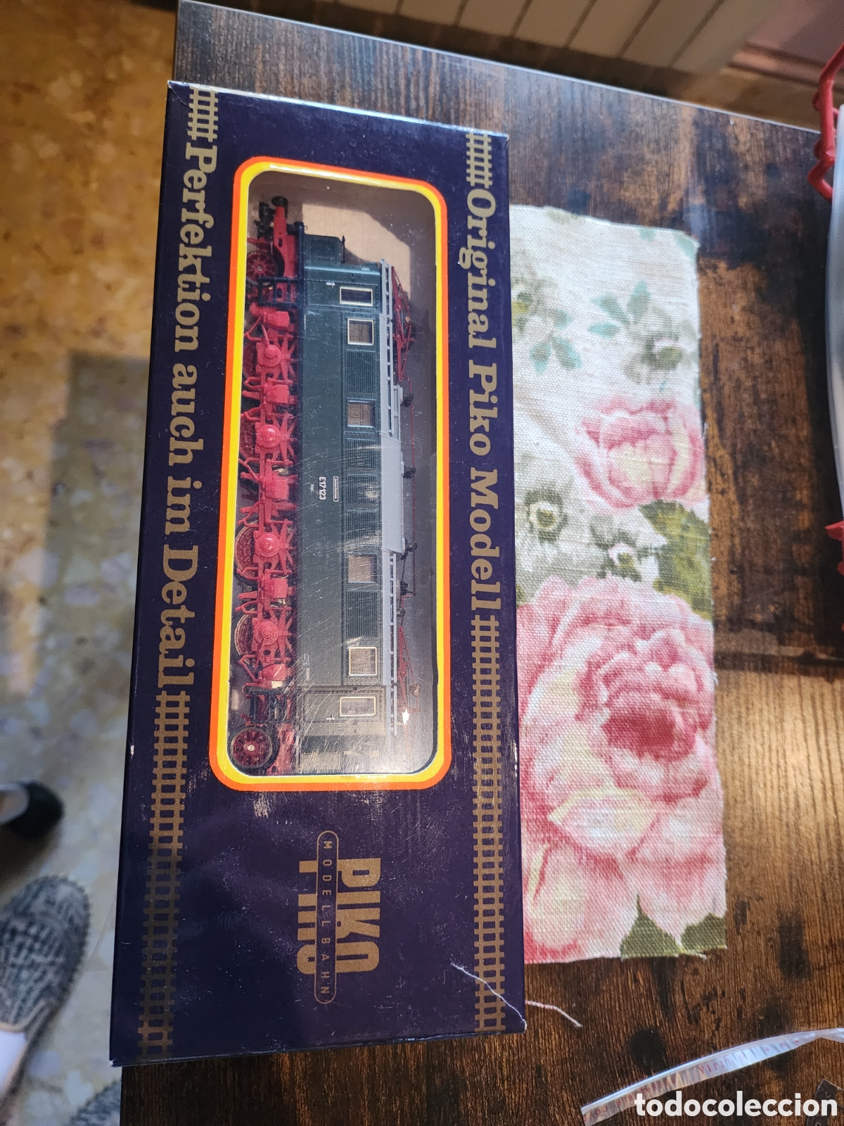 Trenes escala: Locomotora H0 Piko Mode 11