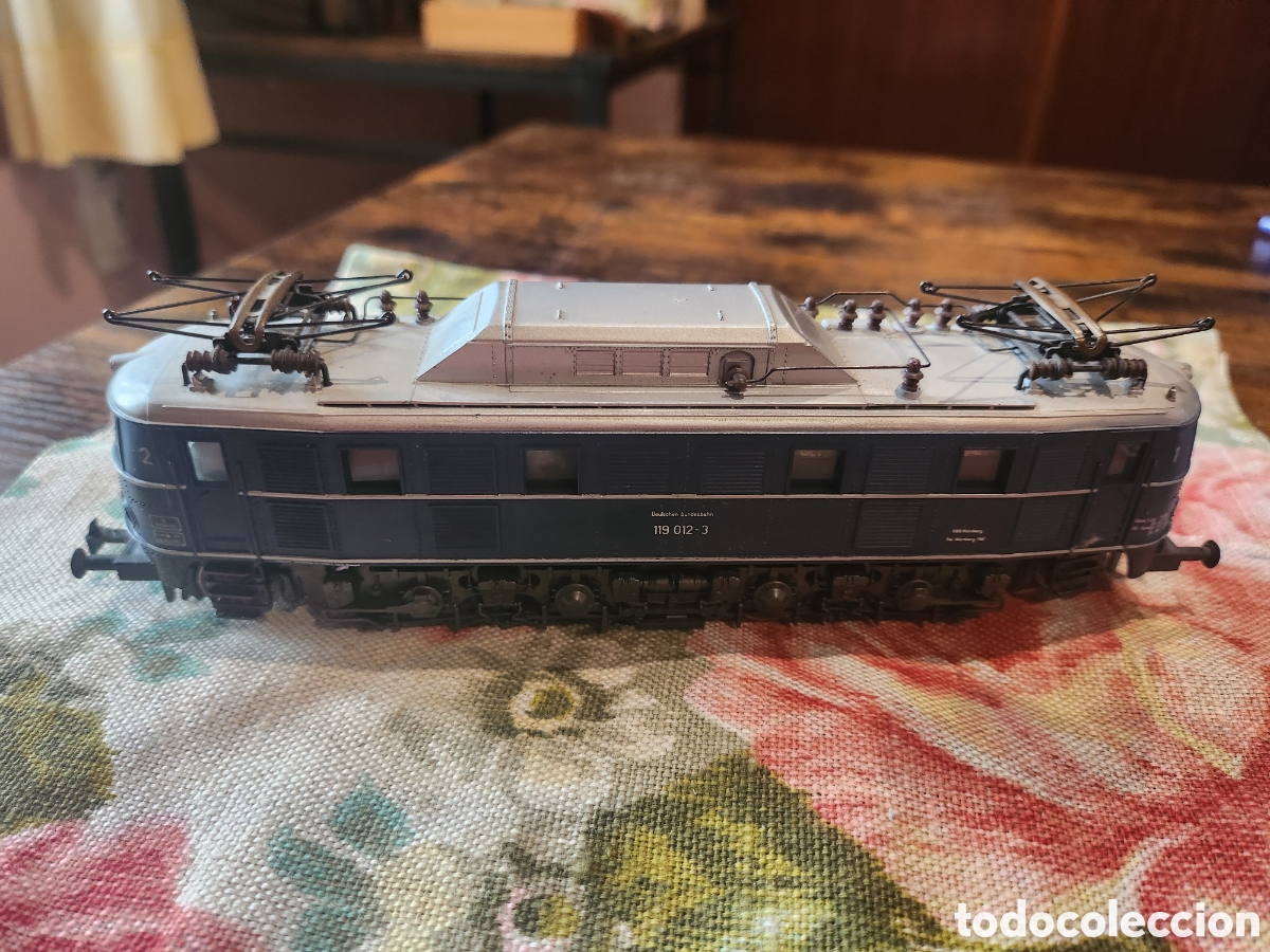 Trenes escala: Locomotora Rivarossi 119