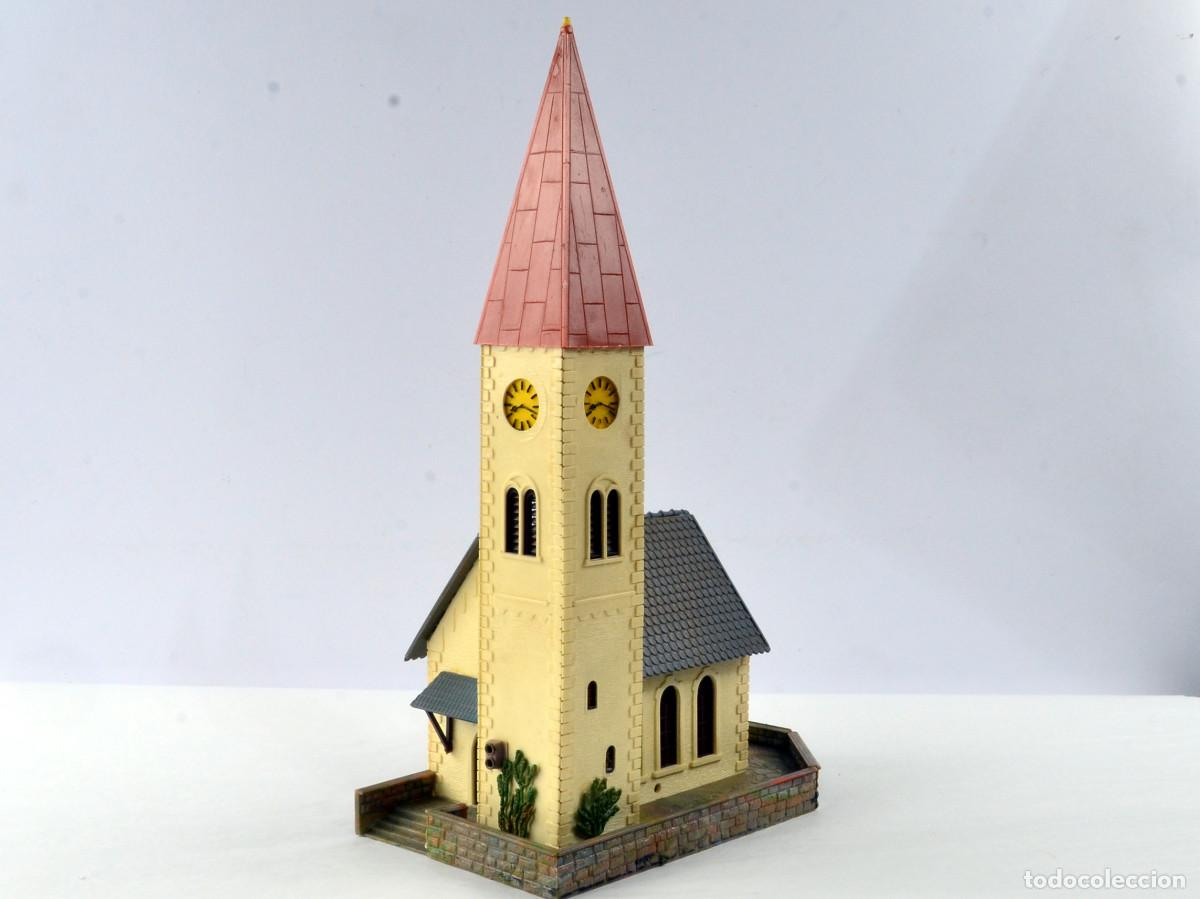 Trenes escala: Faller Edificios H0 Iglesia
