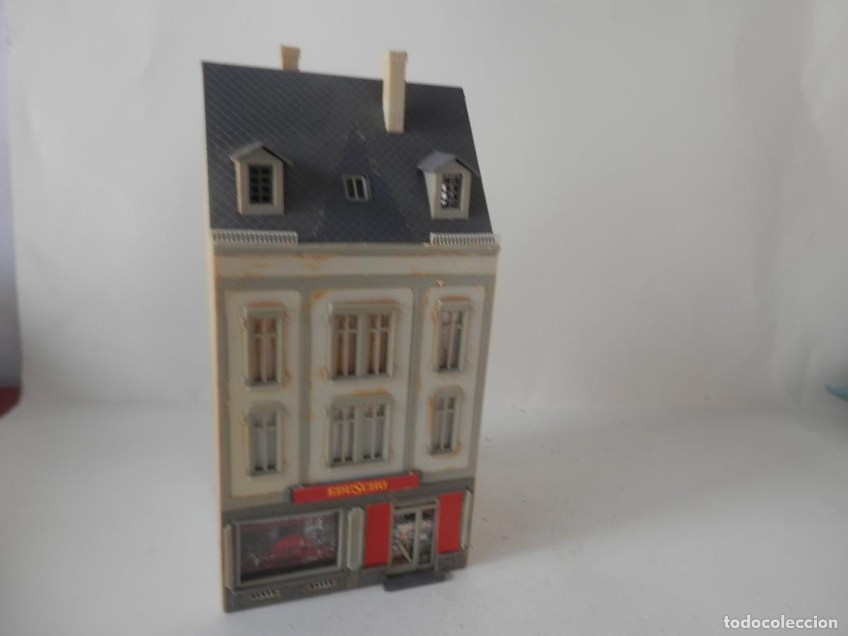Trenes escala: EDIFICIO ESCALA HO DE FALLER