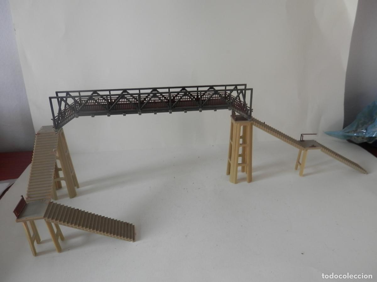 Trenes escala: PASO ELEVADO ESCALA HO DE FALLER
