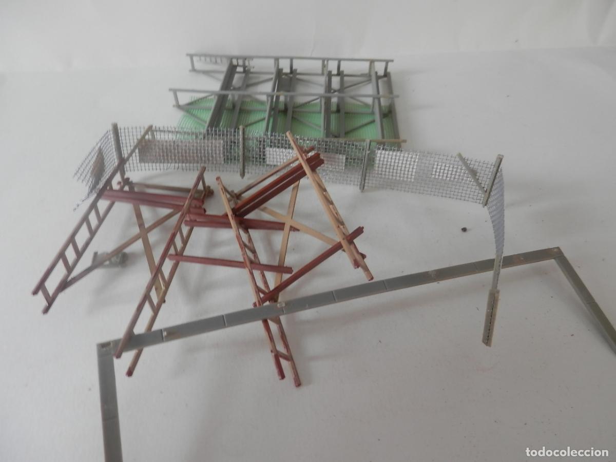 Trenes escala: LOTE DESPIECE EDIFICIOS ESCALA HO DE FALLER - Foto 2