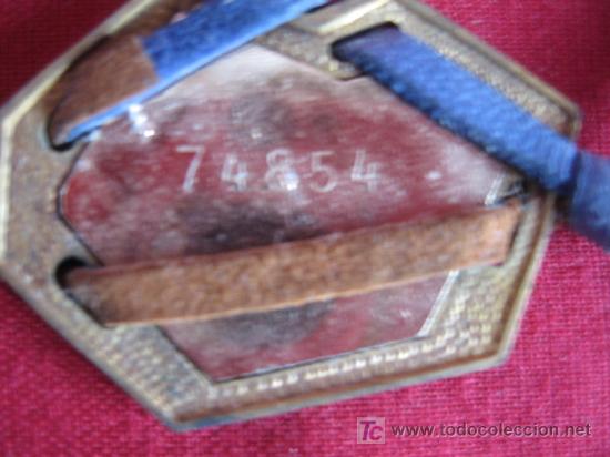 Trofeos y medallas: ESPECIE DE MEDALLA  DE LA FERIA DE MILAN 1959 - Foto 2