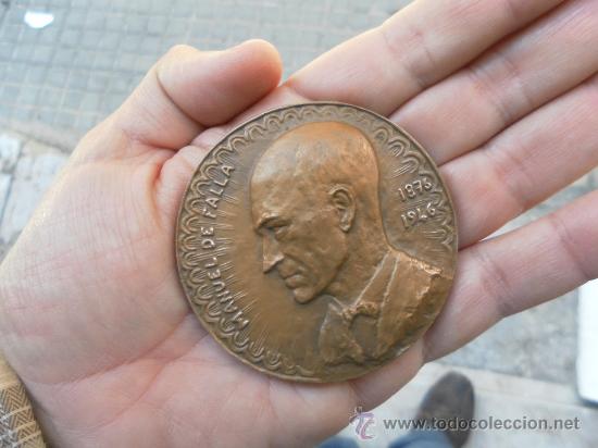 Trofeos y medallas: Medalla conmemorativa. Manuel de Falla. 1876 - 1946. - Foto 1