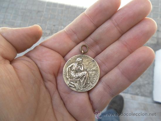 Trofeos y medallas: Medalla conmemorativa. A catalogar. 1913. - Foto 6