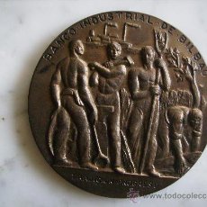 Trofeos y medallas: MEDALLA CONMEMORATIVA,107 AÑOS,DEL BANCO INDUSTRIAL DE BILBAO,1857/1964-PESO 190 G.